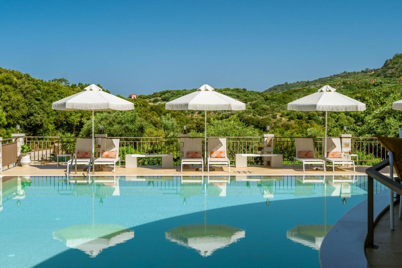 3aktes & Aparthotel 3*