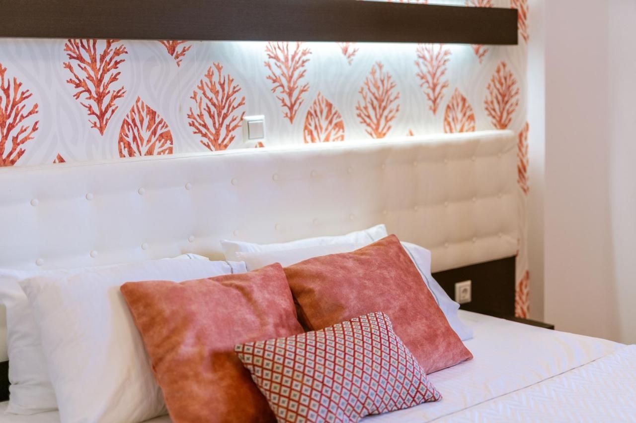 3aktes & Aparthotel 3*