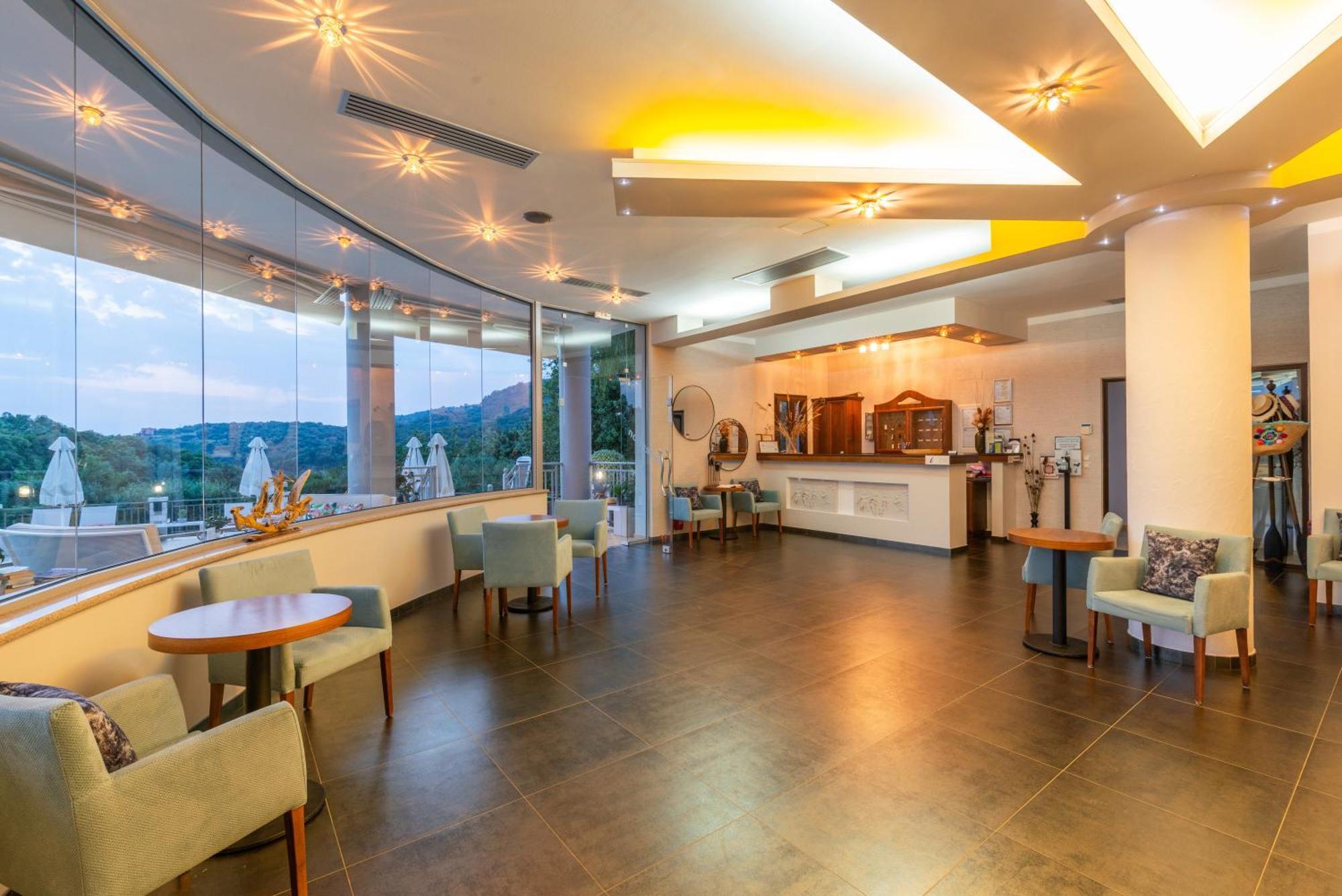 3aktes & Aparthotel Sivota (Epirus)