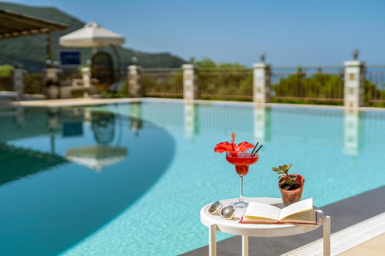Aparthotel 3aktes & 3*